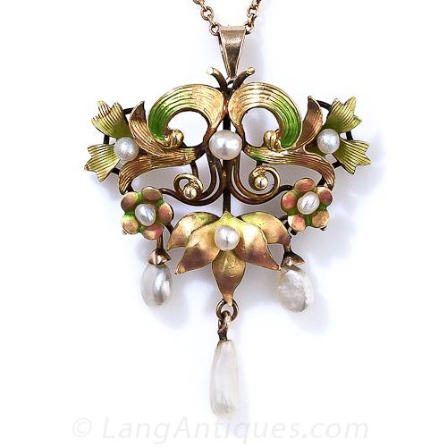 Art Nouveau Enamel and Natural Pearl Necklace