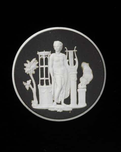 Wedgwood Ceramic Cameo - White Jasperware with Black c.1780-1800. Victorian & Albert Museum Collection.