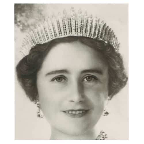 Queen Elizabeth (Queen Mum) Wearing the "New" Fringe Tiara.