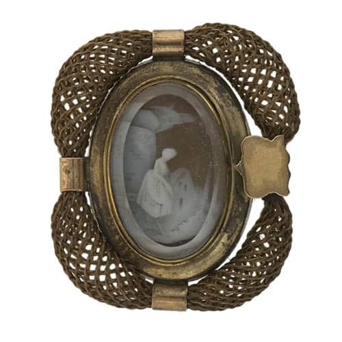Hairwork Frame on Surrounding a Brooch, c. 1790-1810.
