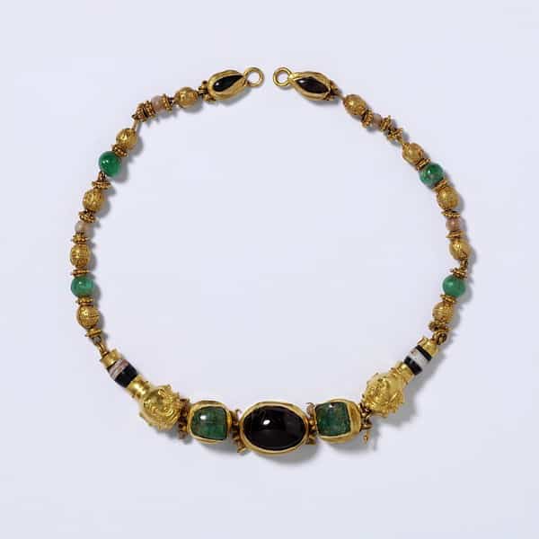 Emerald, Garnet and Gold Hellenistic Necklace c.200 BC.