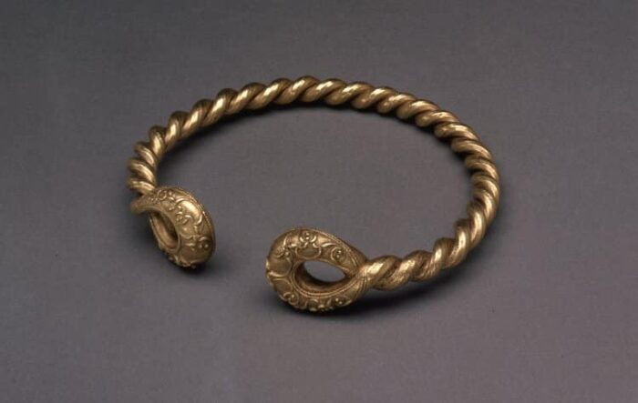 Necklaces: Ancient to Renaissance – Antique Jewelry University