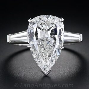 Pear-Shaped Diamond.