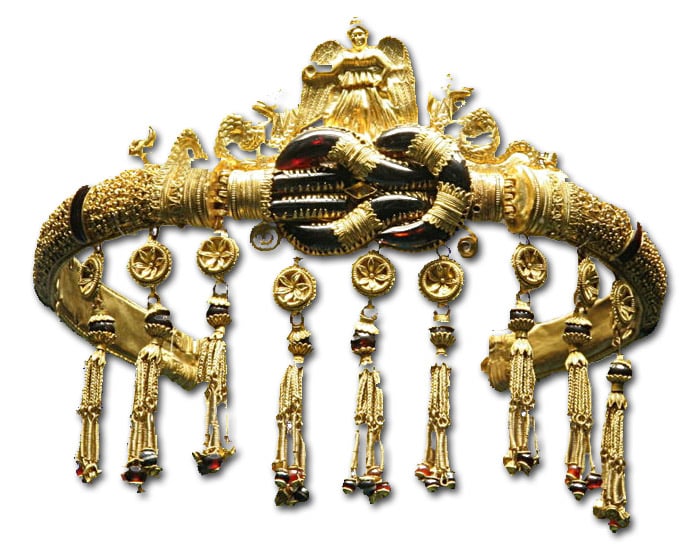 Ancient Greek Diadem from Pontika (now Ukraina) 300 BC. Note the Use of Garnet for the Reef Knot at the Center.