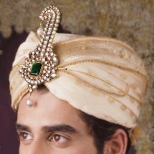 Indian Sarpech in Diamonds, Emeralds and Pearls.