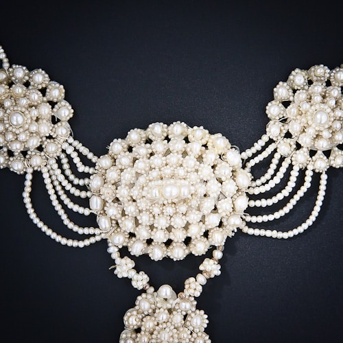 Seed Pearl Necklace.