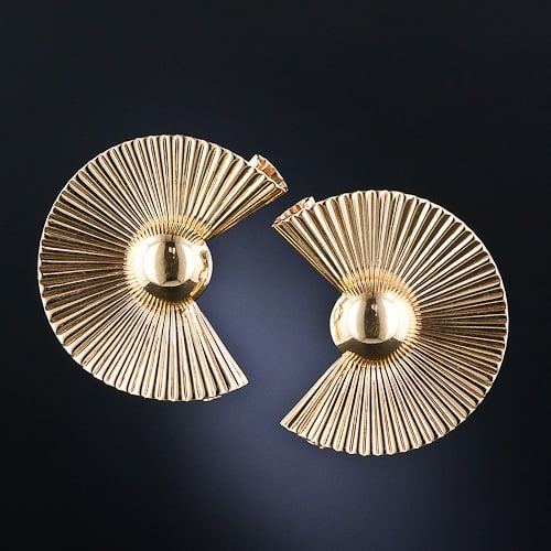 Retro Tiffany & Co. “fan” ear clips in fluted yellow gold.