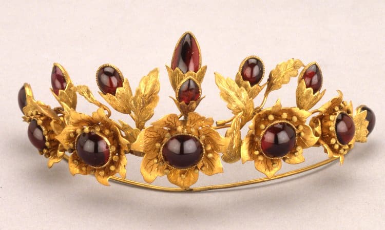 Garnet and Bloomed Half Circlet Tiara c. 1850. British Museum.