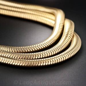 Retro Triple Strand Snake Chain Necklace.