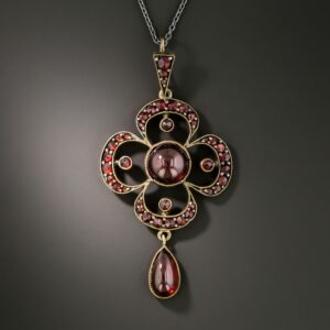 Quatrefoil Design Victorian Bohemian Garnet Necklace.