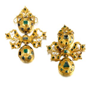 Antique Lazo Emerald Earrings, c.1800. Photo Courtesy of Bonhams.