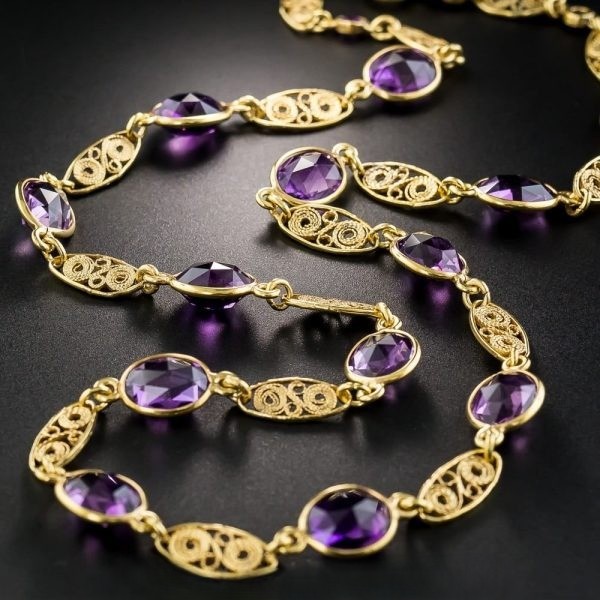 Victorian Style Amethyst and Gold Necklace.