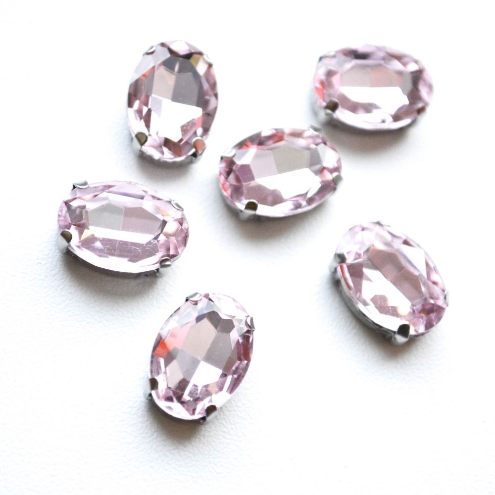Strass - Antique Jewelry University