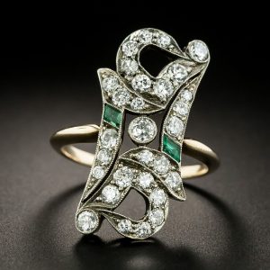 Edwardiian Diamond and Calibré Emerald Dinner Ring.