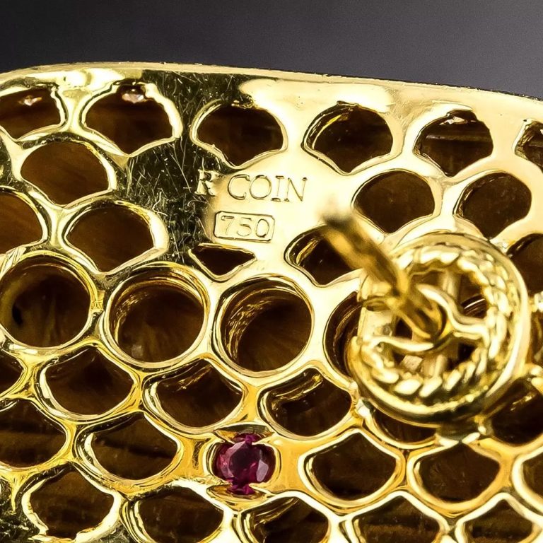 Roberto Coin Maker’s Mark.