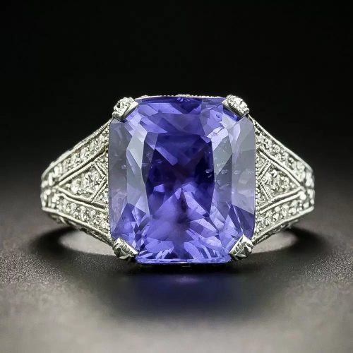 Natural Color Change Sapphire Ring Under Incandescent Light.