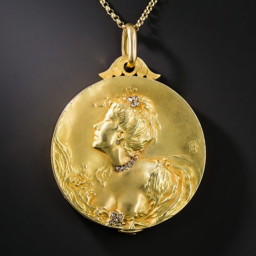 Art Nouveau French 18k Yellow Gold Locket.