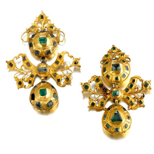 Antique Lazo Emerald Earrings, c.1800. Photo Courtesy of Bonhams.