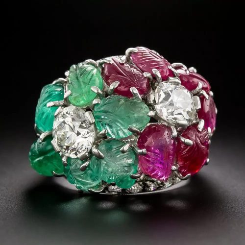 Tutti-Frutti Ring with Diamonds, Carved Rubies and Emeralds.