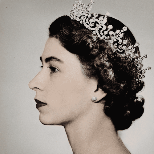 Girls of Great Britain Tiara Worn Without the Bandeau.