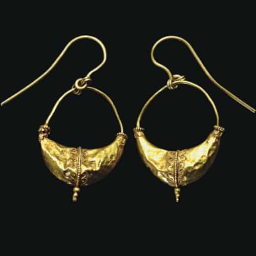 Boat/Leech Form Earrings with Applied Wirework and Granulated Tendrils, c. late 4th Century B.C., Greece