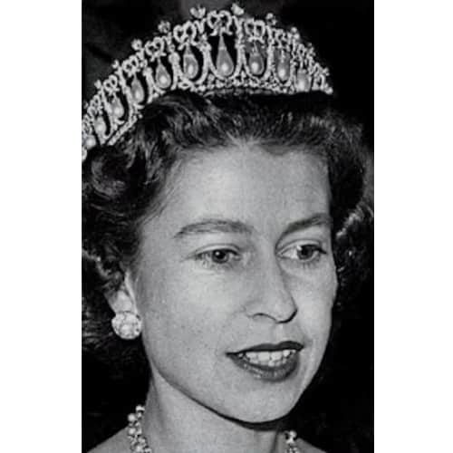 A Young Queen Elizabeth II Wearing the Lover's Knot Tiara.