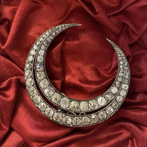 Crescent Brooch.