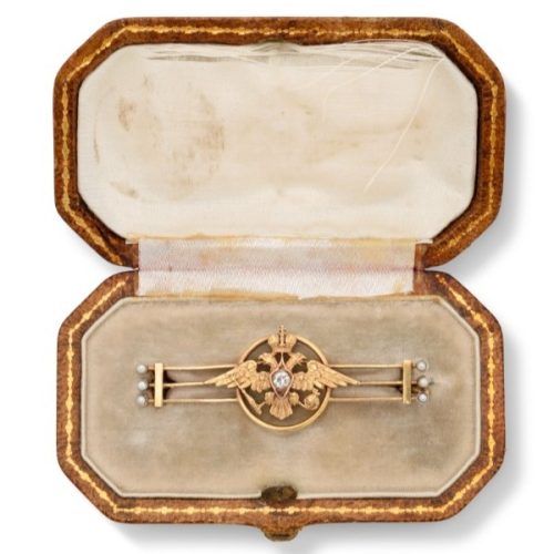 Jeweled Imperial Presentation Brooch, Fabergé, August Hollming, c.1900. Photo Courtesy of Christie’s. Jeweled Imperial Presentation Brooch, Fabergé, August Hollming, c.1900. Photo Courtesy of Christie's.