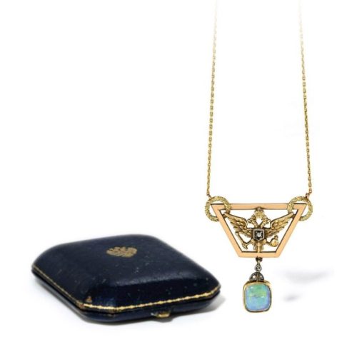 Imperial Presentation Opal, Bi-Color Gold, and Silver Necklace, Fabergé, Alfred Thielemann (Attributed), c. 1900. Photo Courtesy of Christie’s. Imperial Presentation Opal, Bi-Color Gold, and Silver Necklace, Fabergé, Alfred Thielemann (Attributed), c. 1900. Photo Courtesy of Christie's.