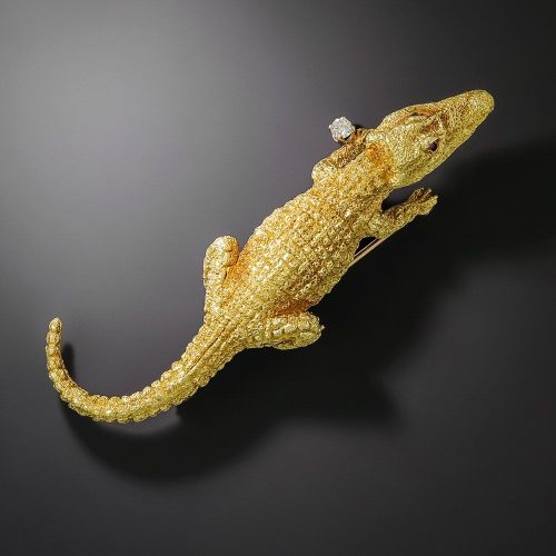 Gold Crocodile Brooch, by Black, Starr, & Frost. Gold Crocodile Brooch, by Black, Starr, & Frost.